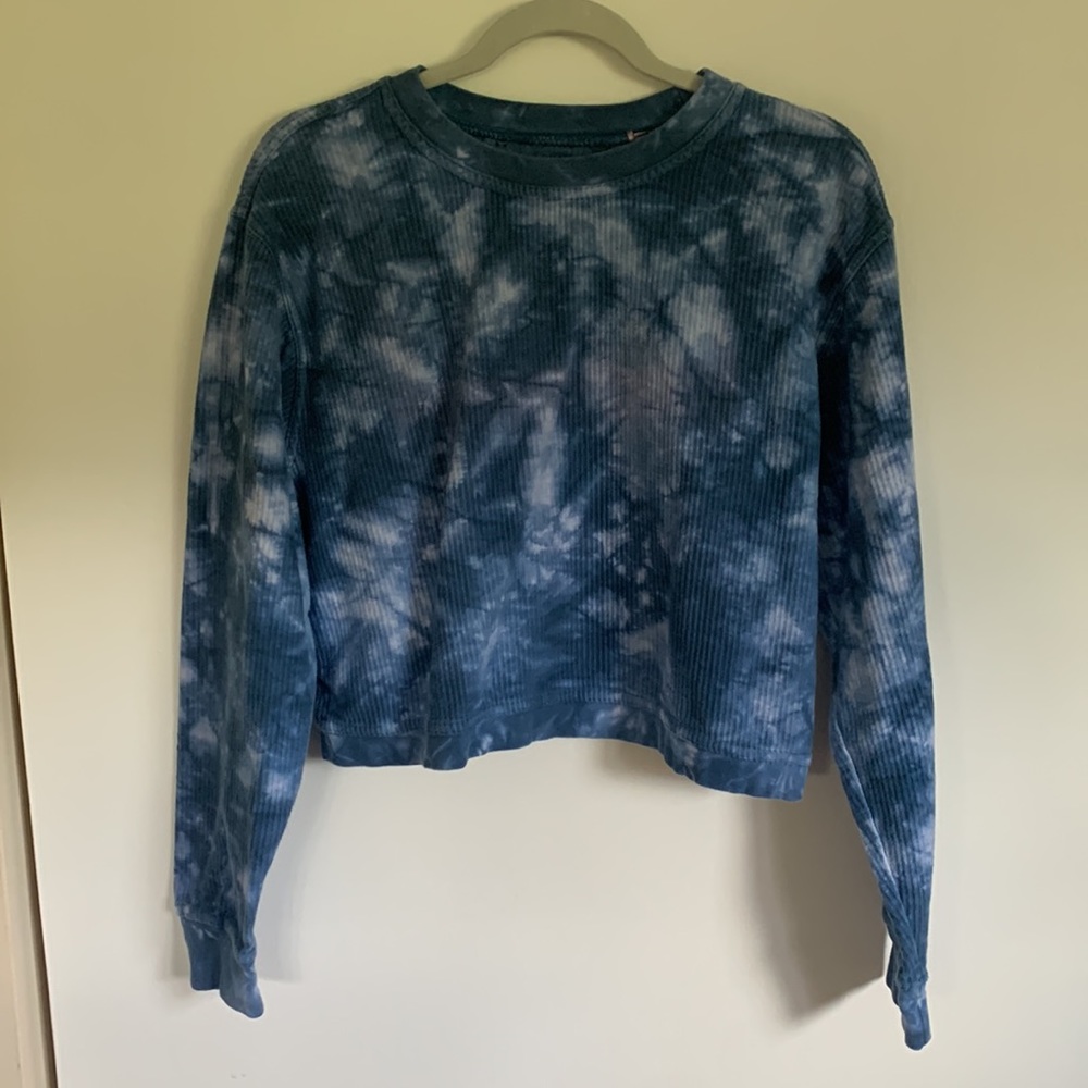 Cropped Ribbed Crewneck - Picture 2 of 4